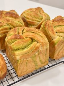 Lớp online bánh mì cốm dừa 2 Lớp online bánh mì cốm dừa