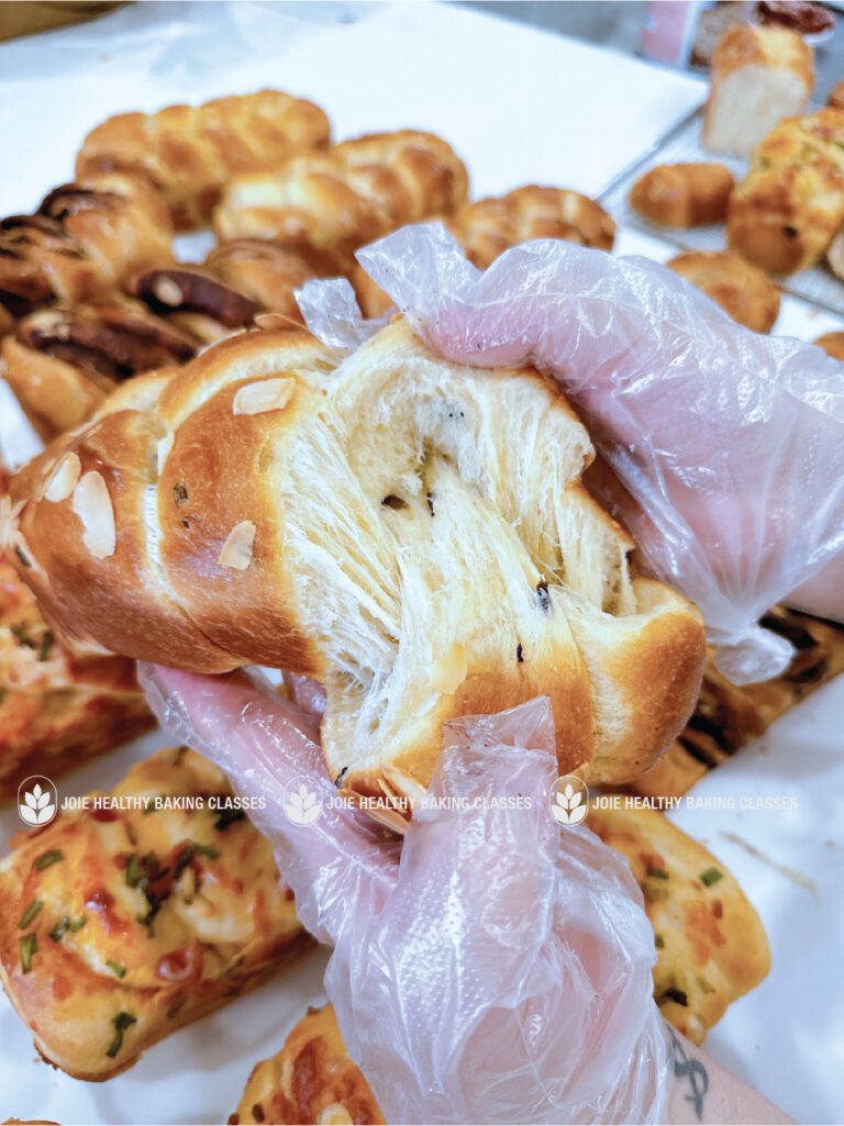 Bánh Brioche men tự nhiên
