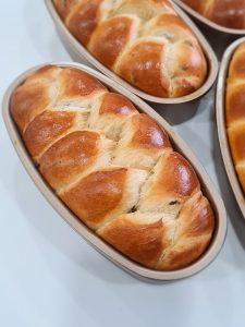 Lớp trực tiếp bánh mì brioche men sourdough tự nhiên